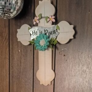 He is Risen Wall Cross Decor